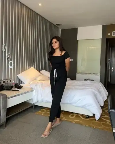 Call Girls Mandalgarh Cash On Delivery