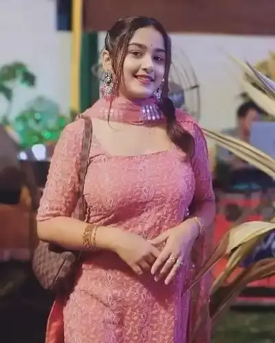 Call Girls Mandalgarh Cash On Delivery
